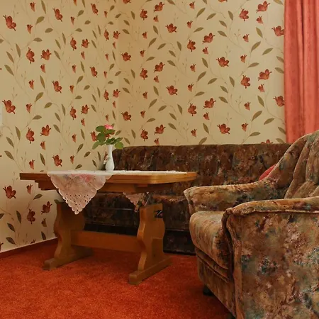 Apartment Zum Dorfschullehrer *