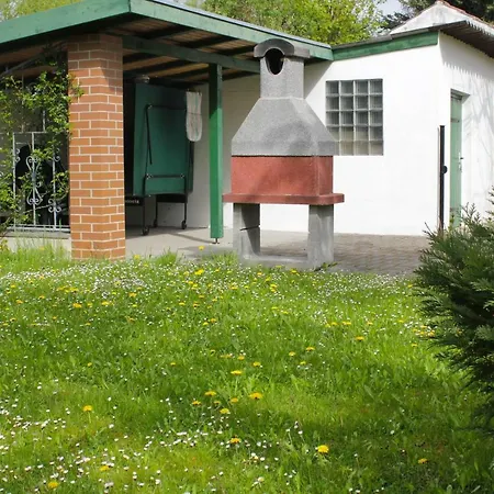 Zum Dorfschullehrer Apartment