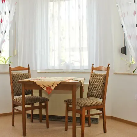 Zum Dorfschullehrer *