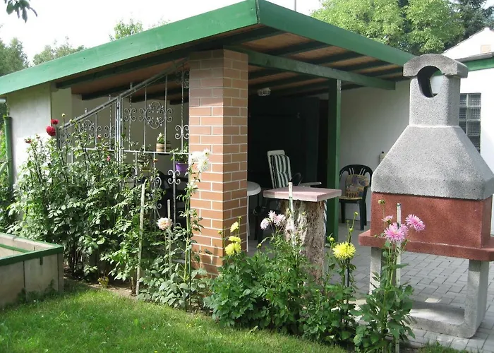 Zum Dorfschullehrer Apartamento