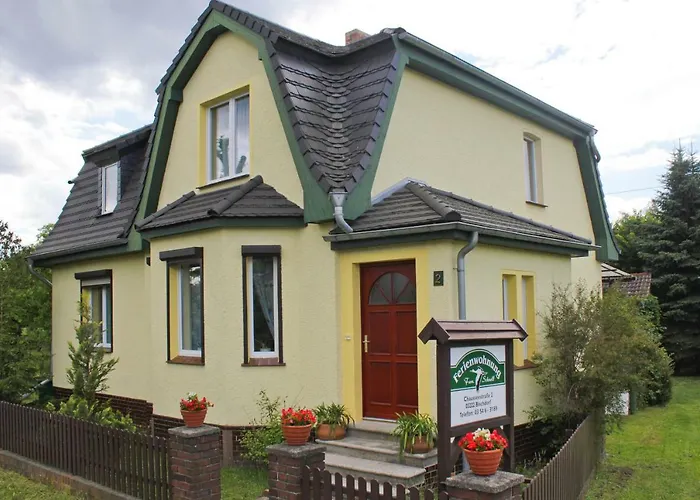 Zum Dorfschullehrer Apartamento *